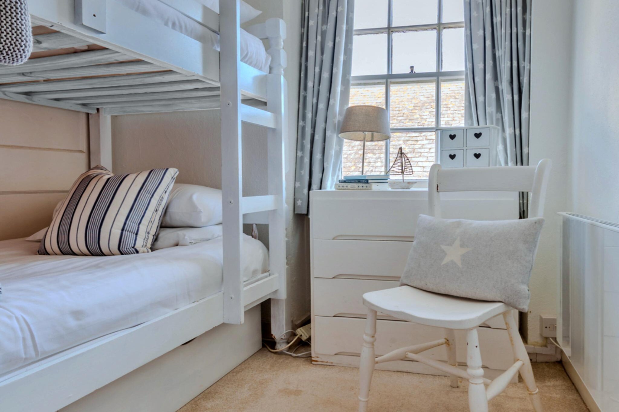 Blue Monkey - Schlafzimmer