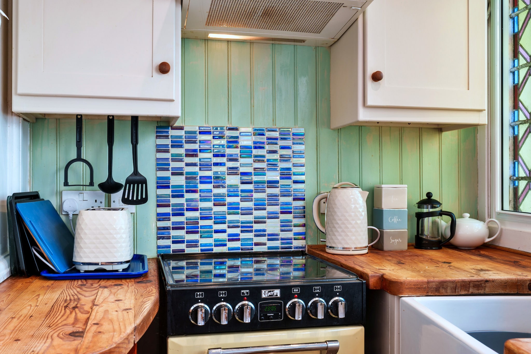 The Wash House - Kitchen