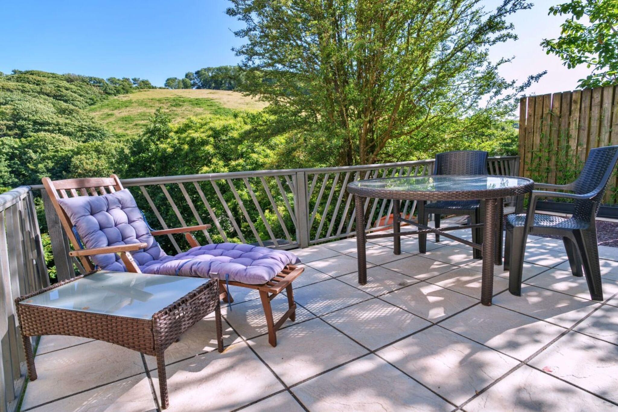 Upper Deck - Terrace balcony