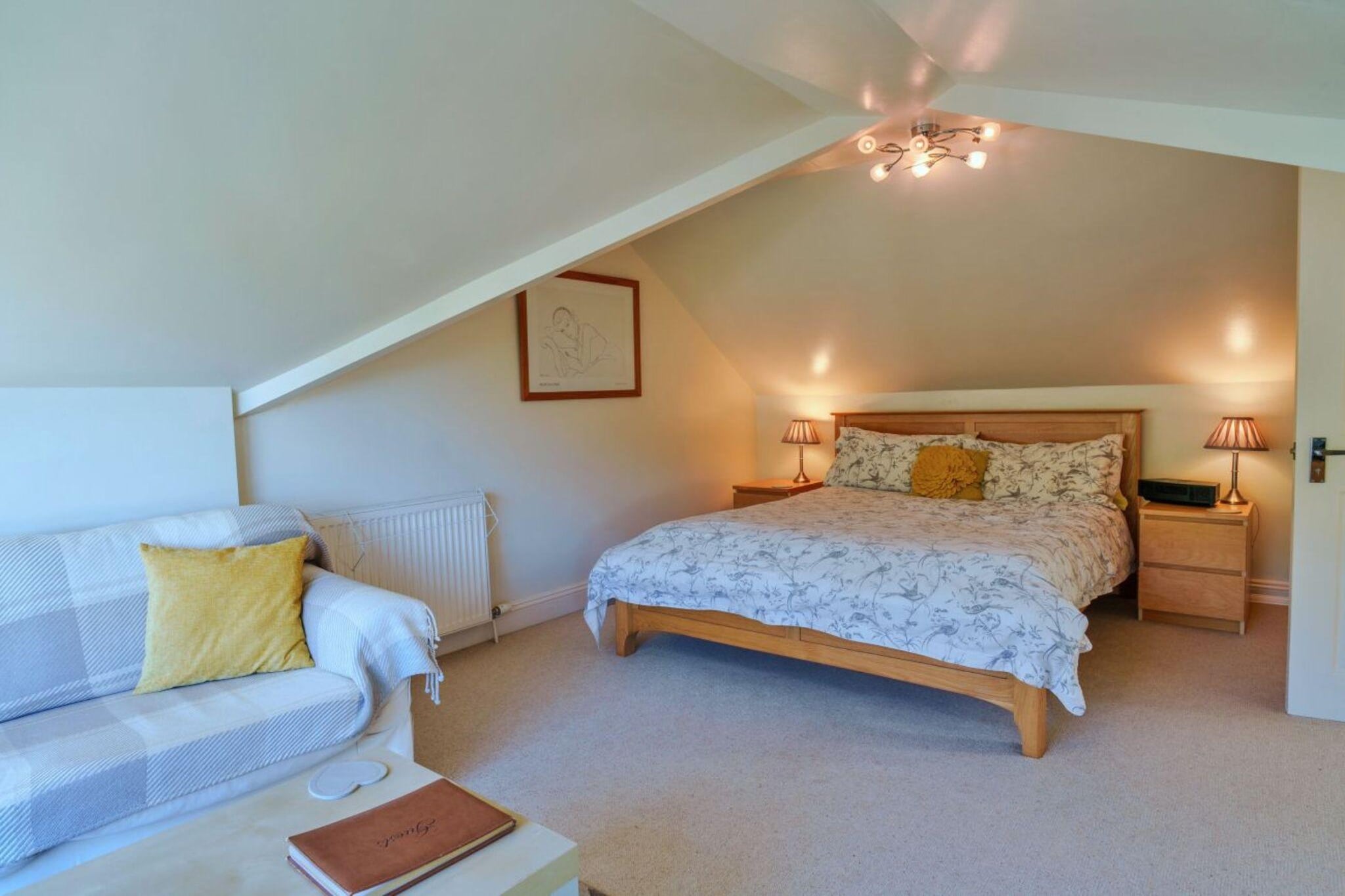 Upper Deck - Bedroom