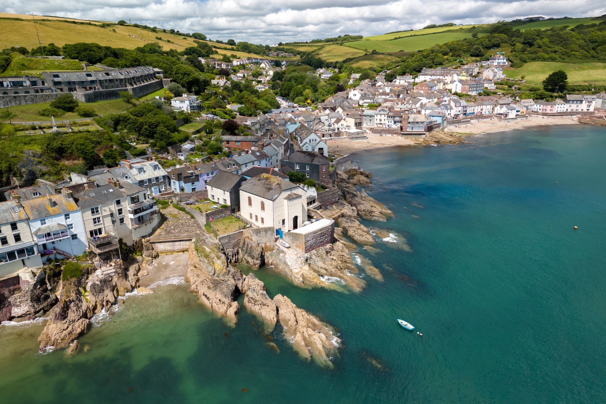 Cliff House, Kingsand - Areas within 1km in summer
