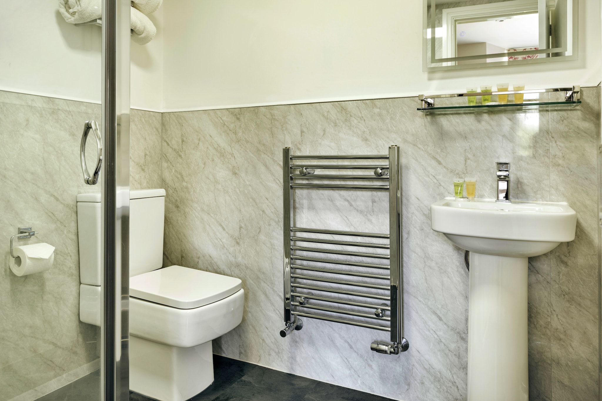 Kelsick Villa Guest House - Helvellyn - Bathroom