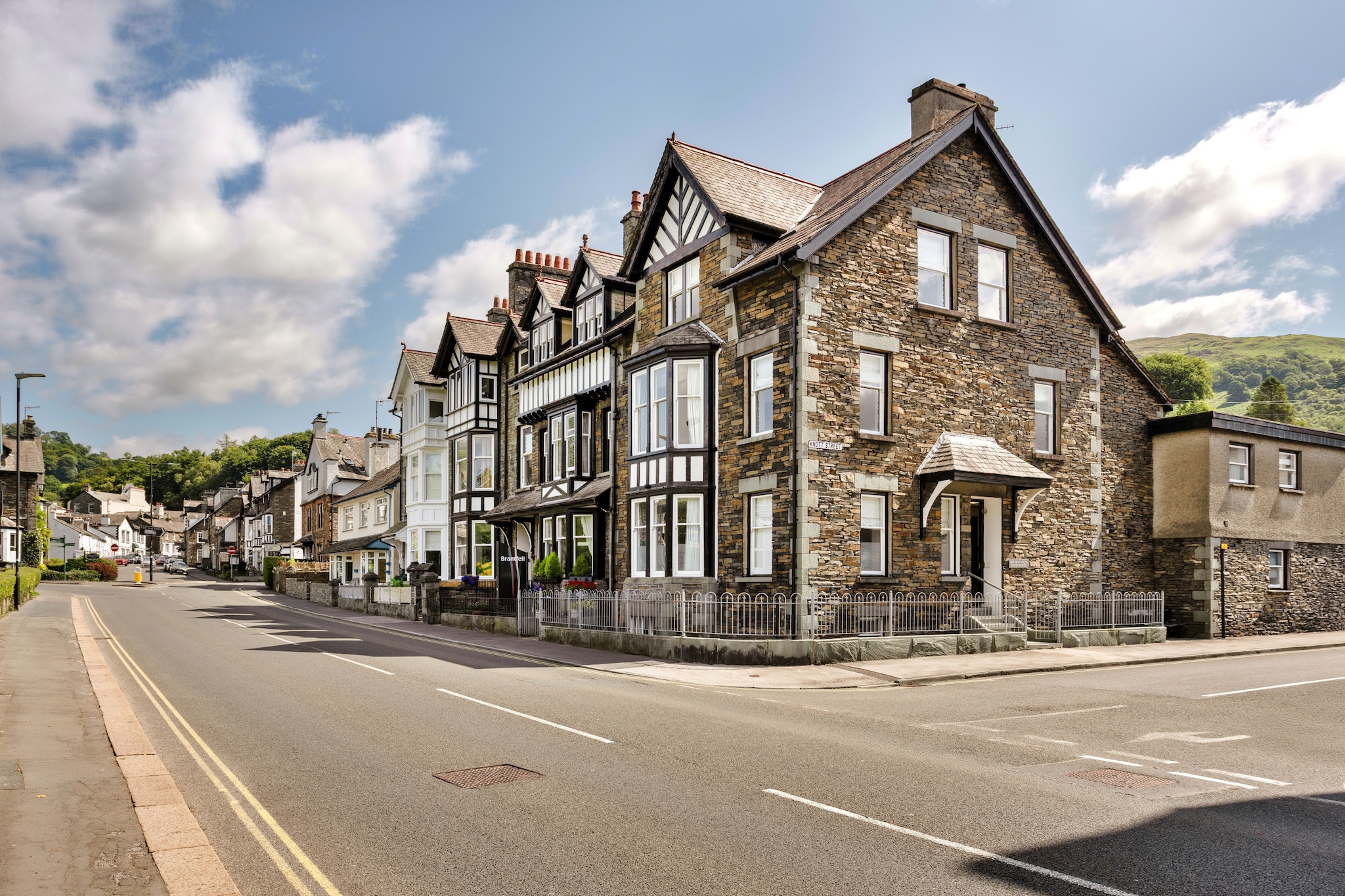 Kelsick Villa Guest House - Great Gable - Areas within 1km in summer