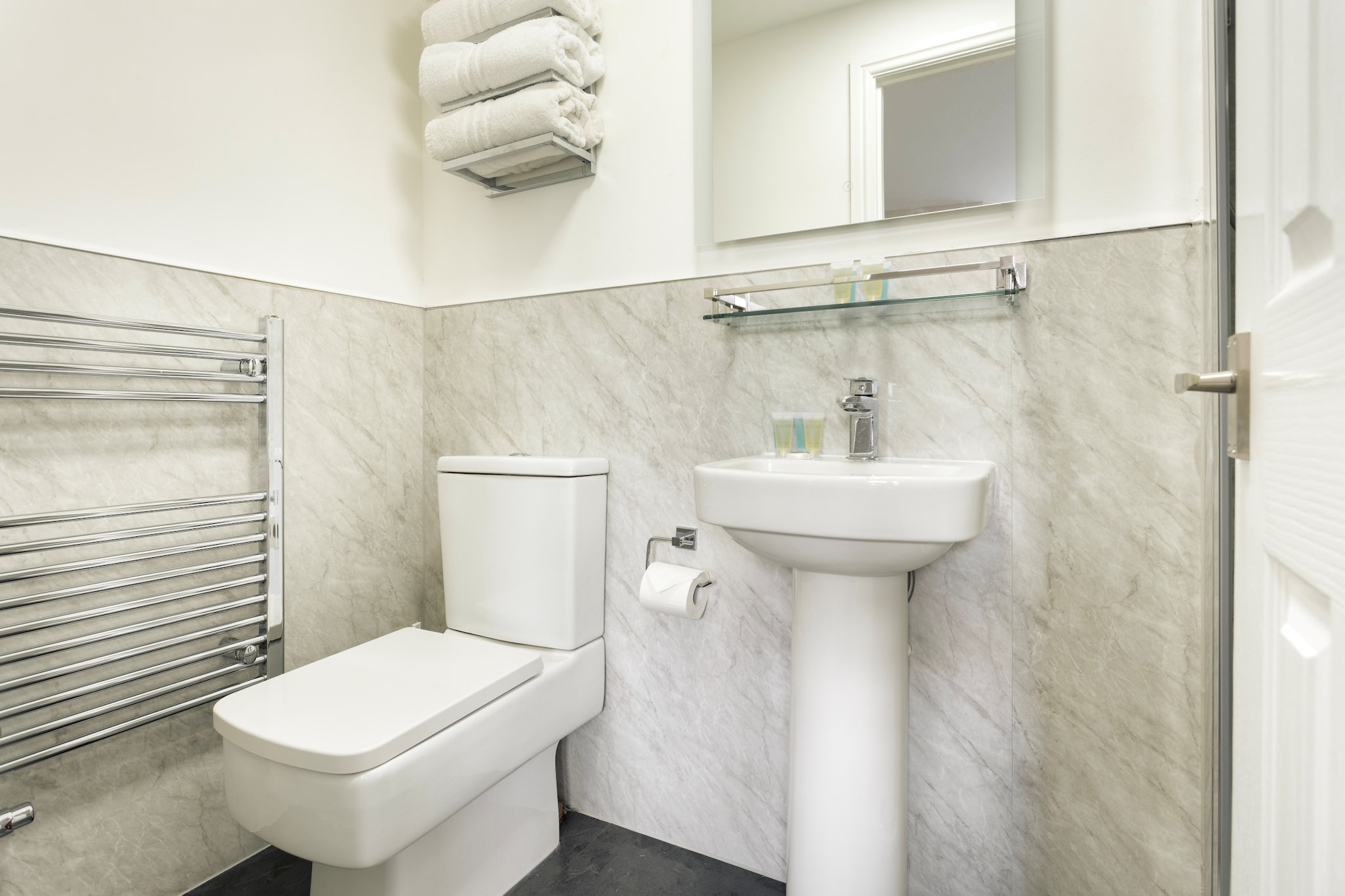 Kelsick Villa Guest House - Catbells - Bathroom