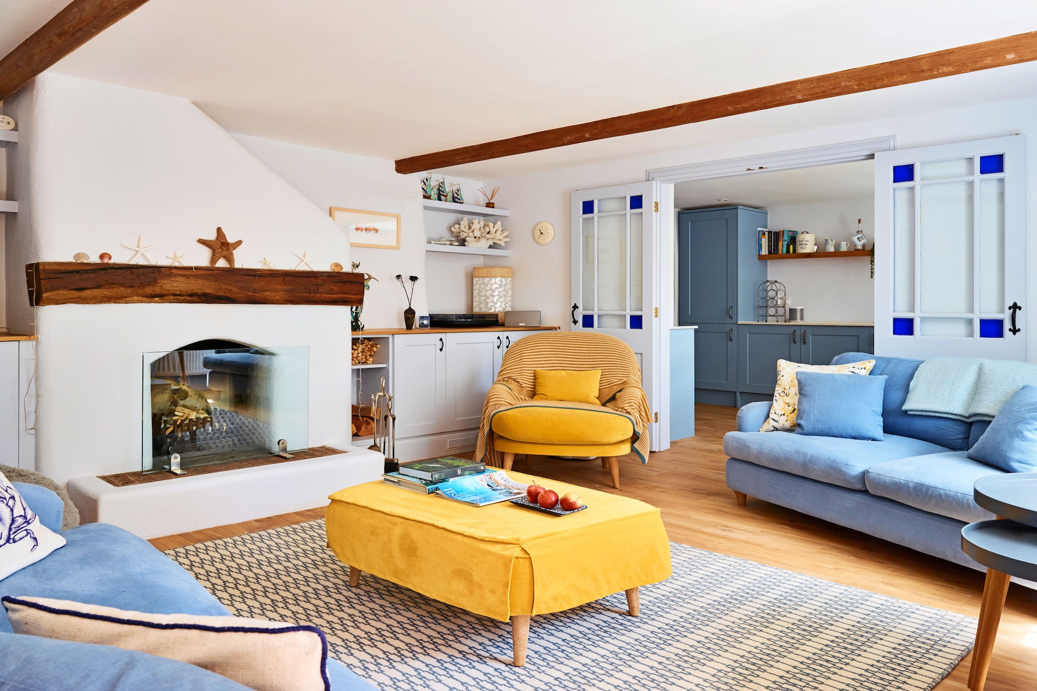 The Anchorage - Living room