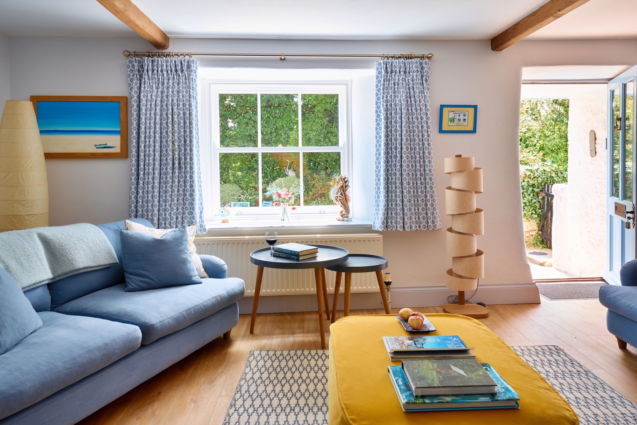The Anchorage - Living room
