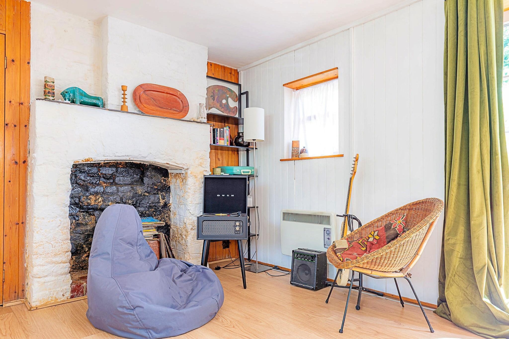 Hollybush Studio - Living room