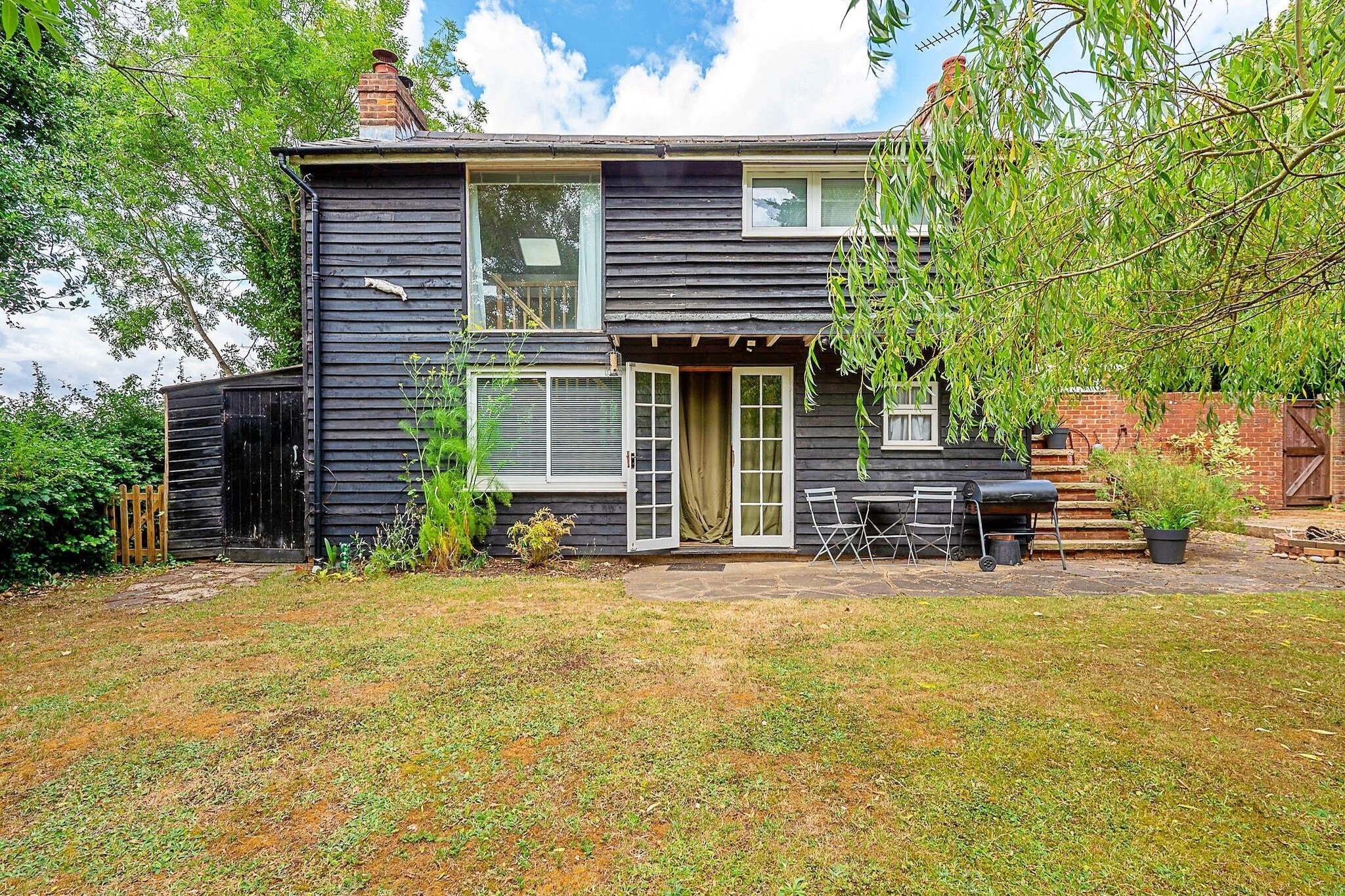 Hollybush Studio - Exterior in summer
