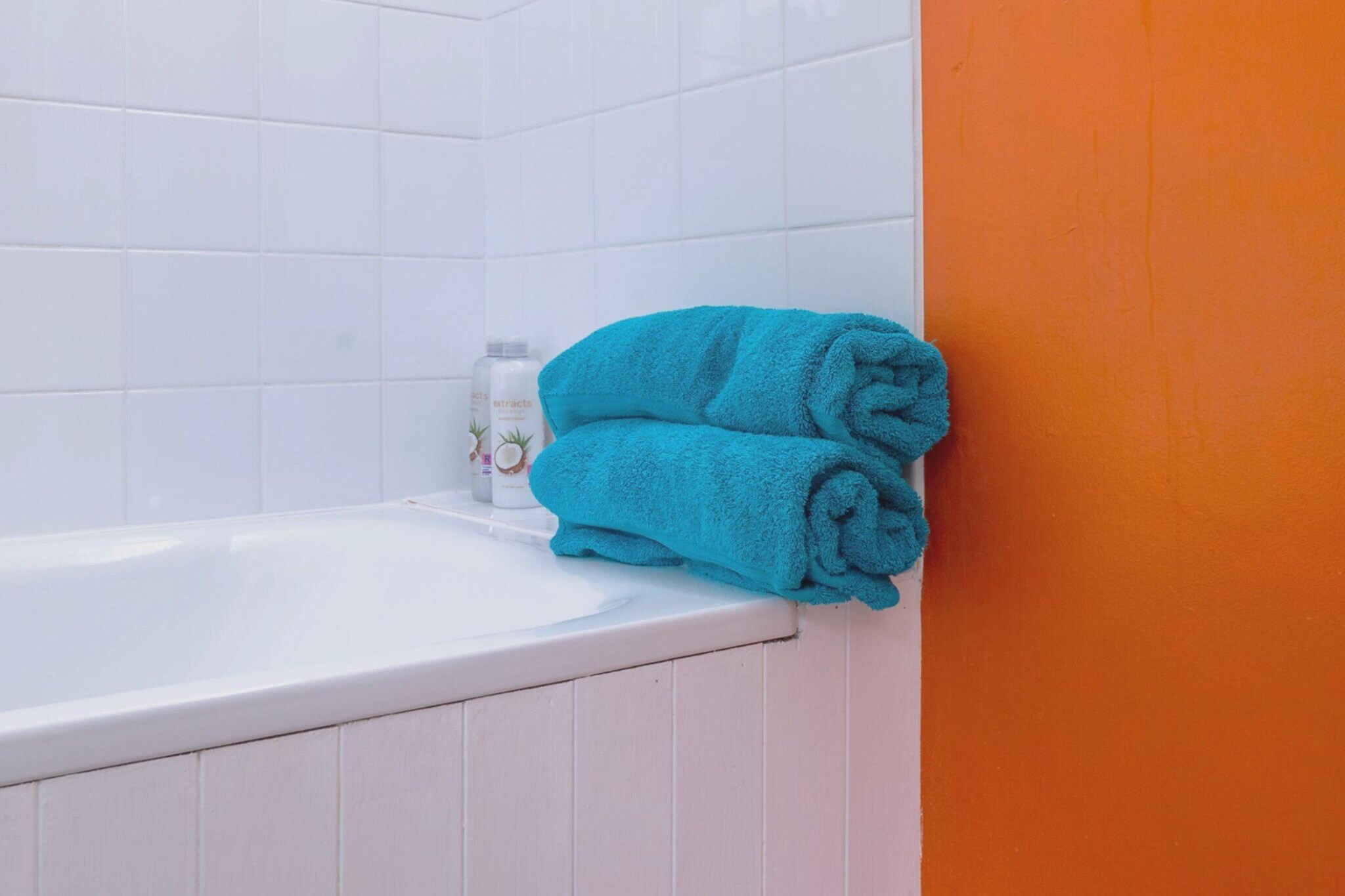 Hollybush Studio - Bathroom