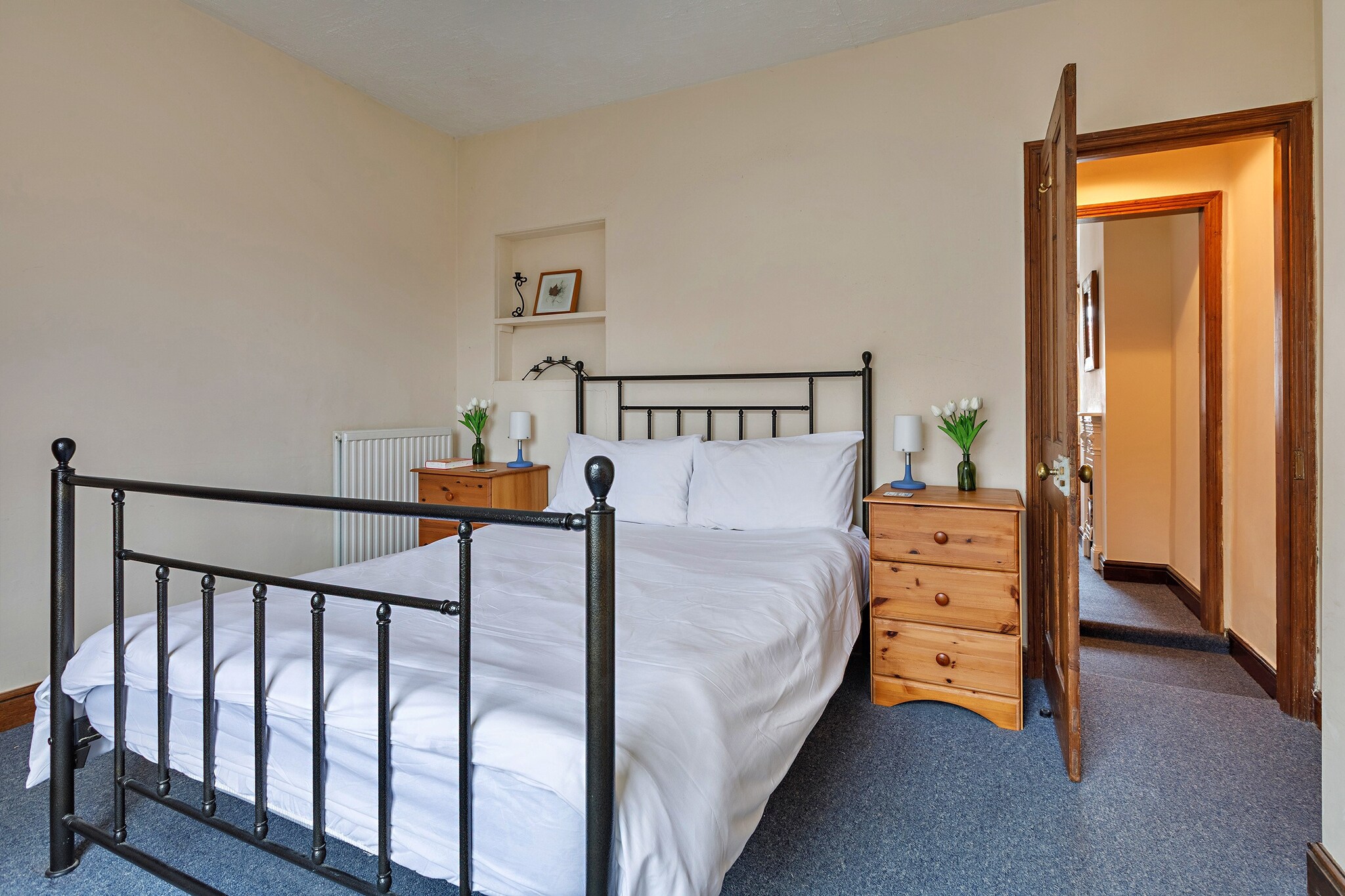 Cliff Road - Bedroom