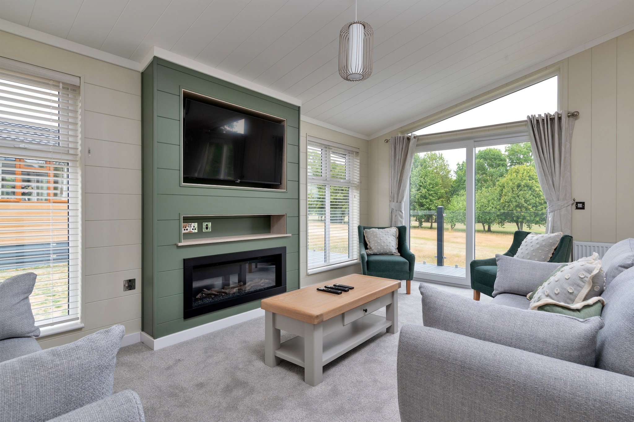 Cambridge Luxury Lodge
