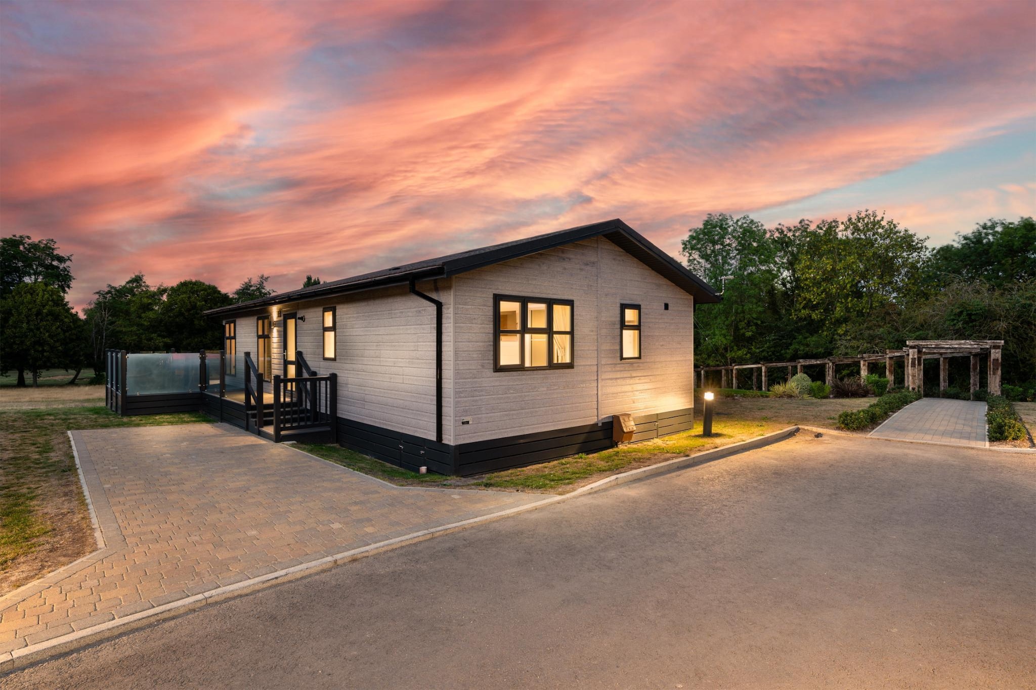 Cambridge Luxury Lodge