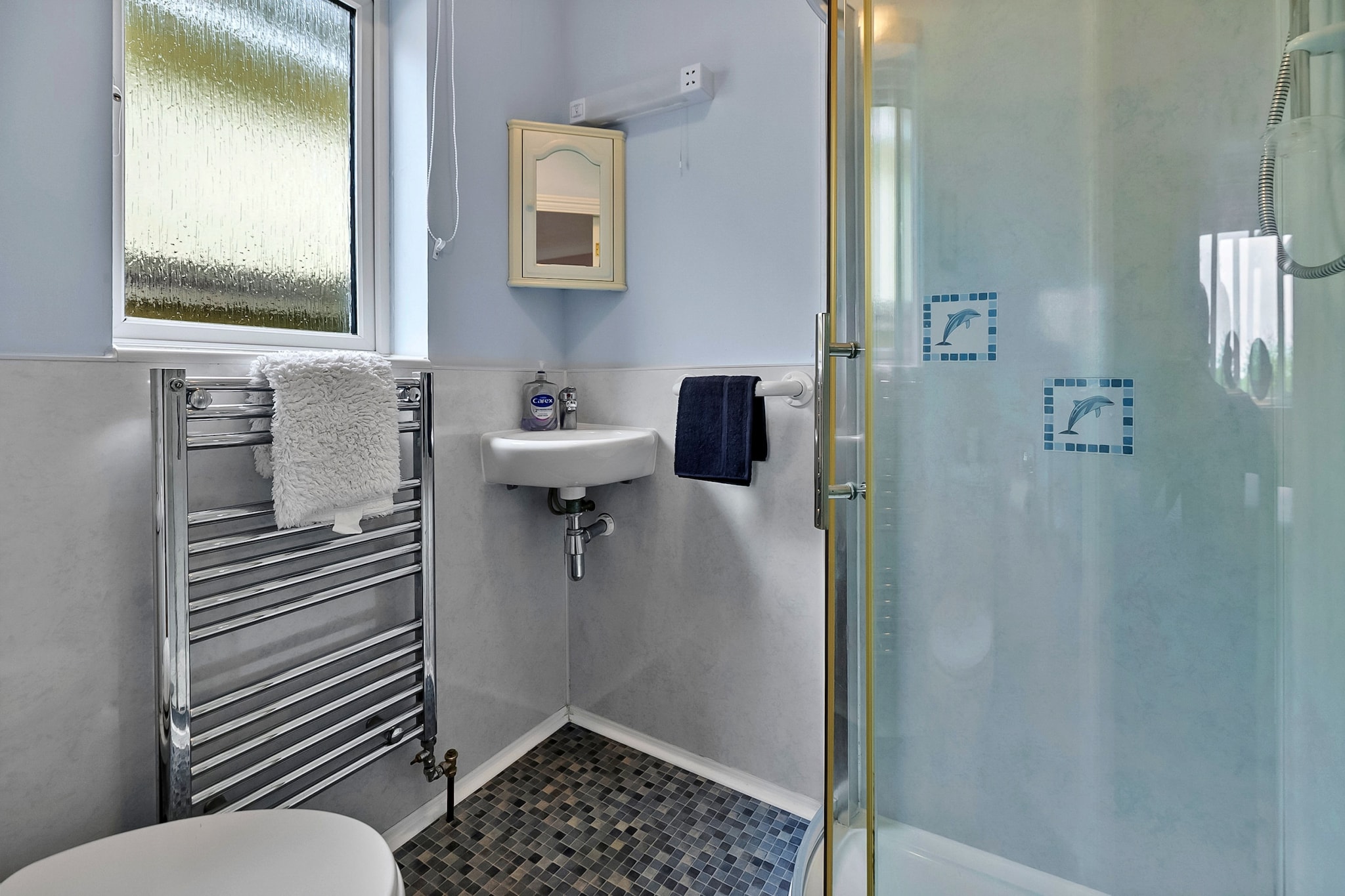 Lavender Waye - Bathroom
