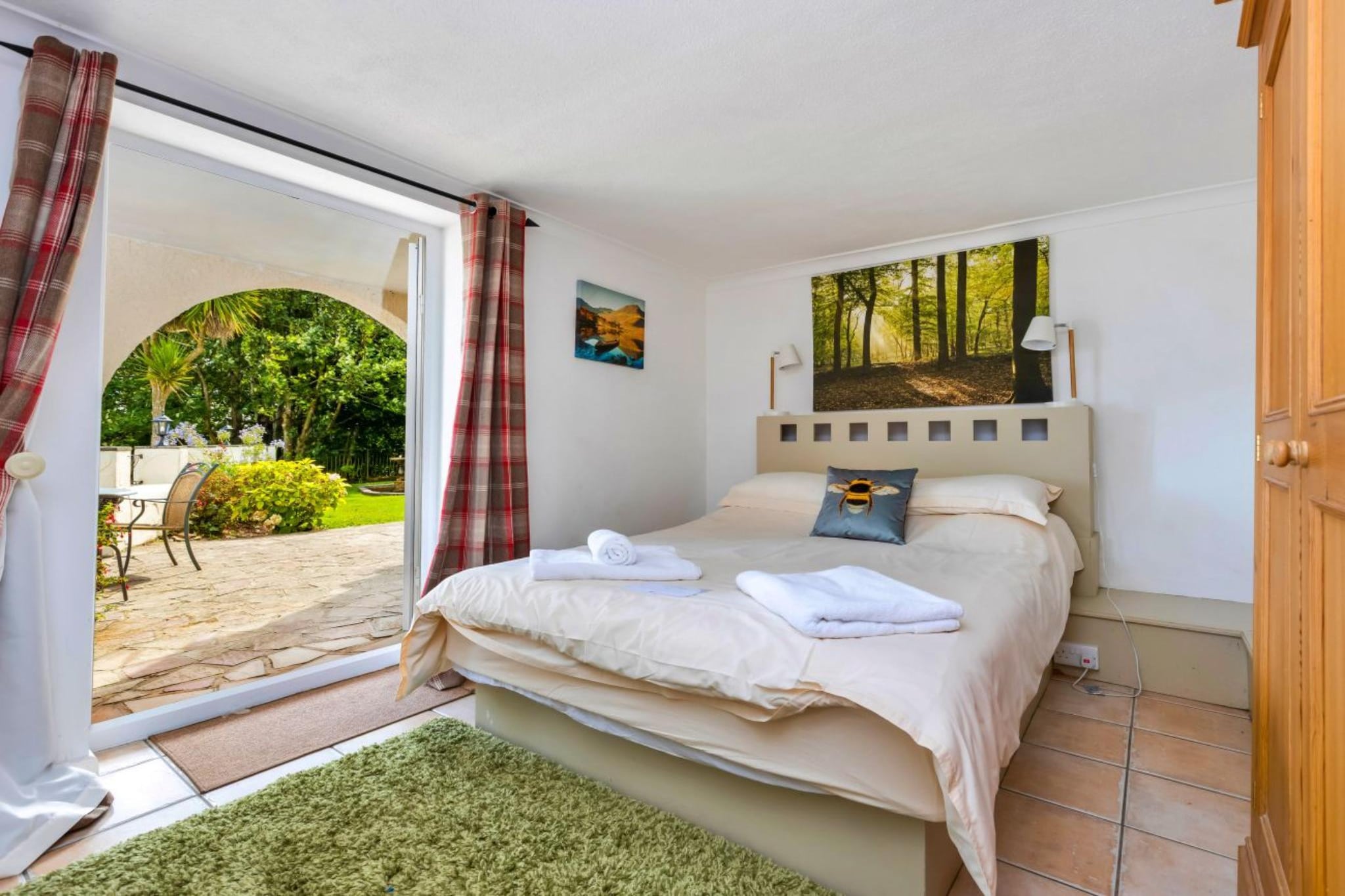Cliff Lodge