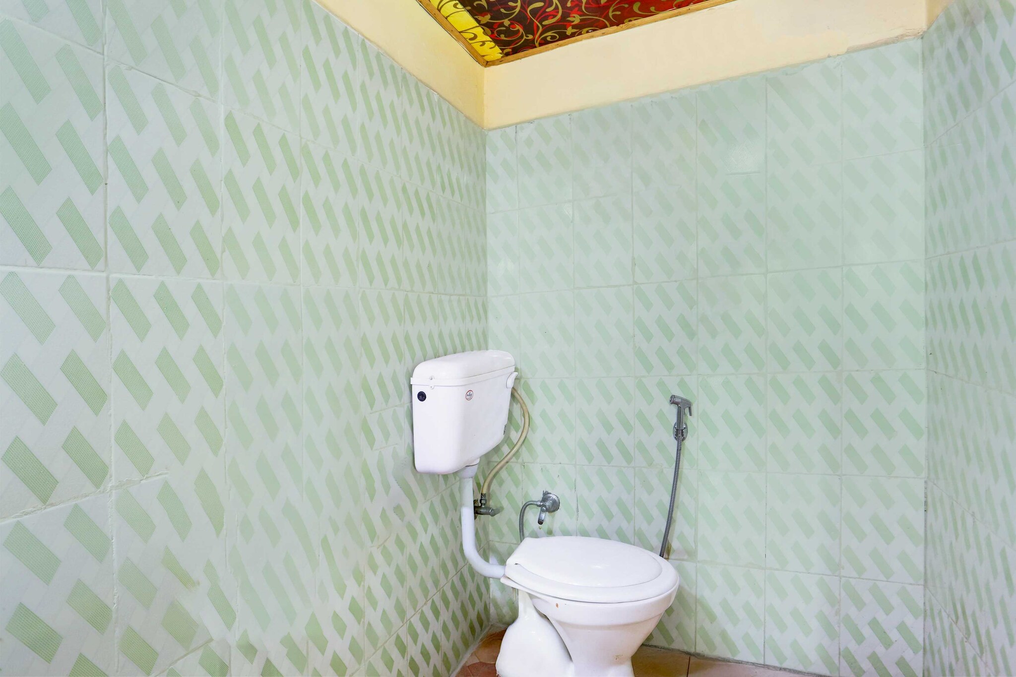 Collection O Simsa Near Kanyal Road