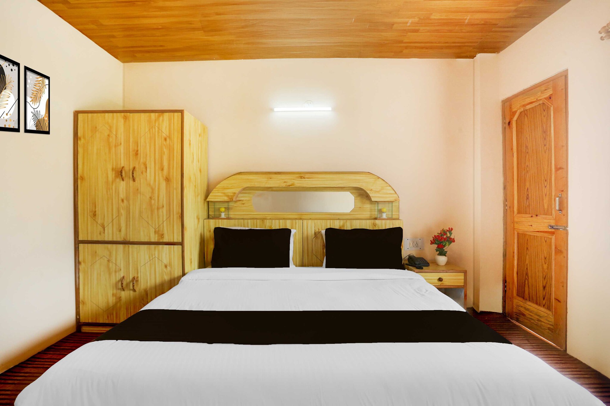 Collection O Aleo Near Mall Road