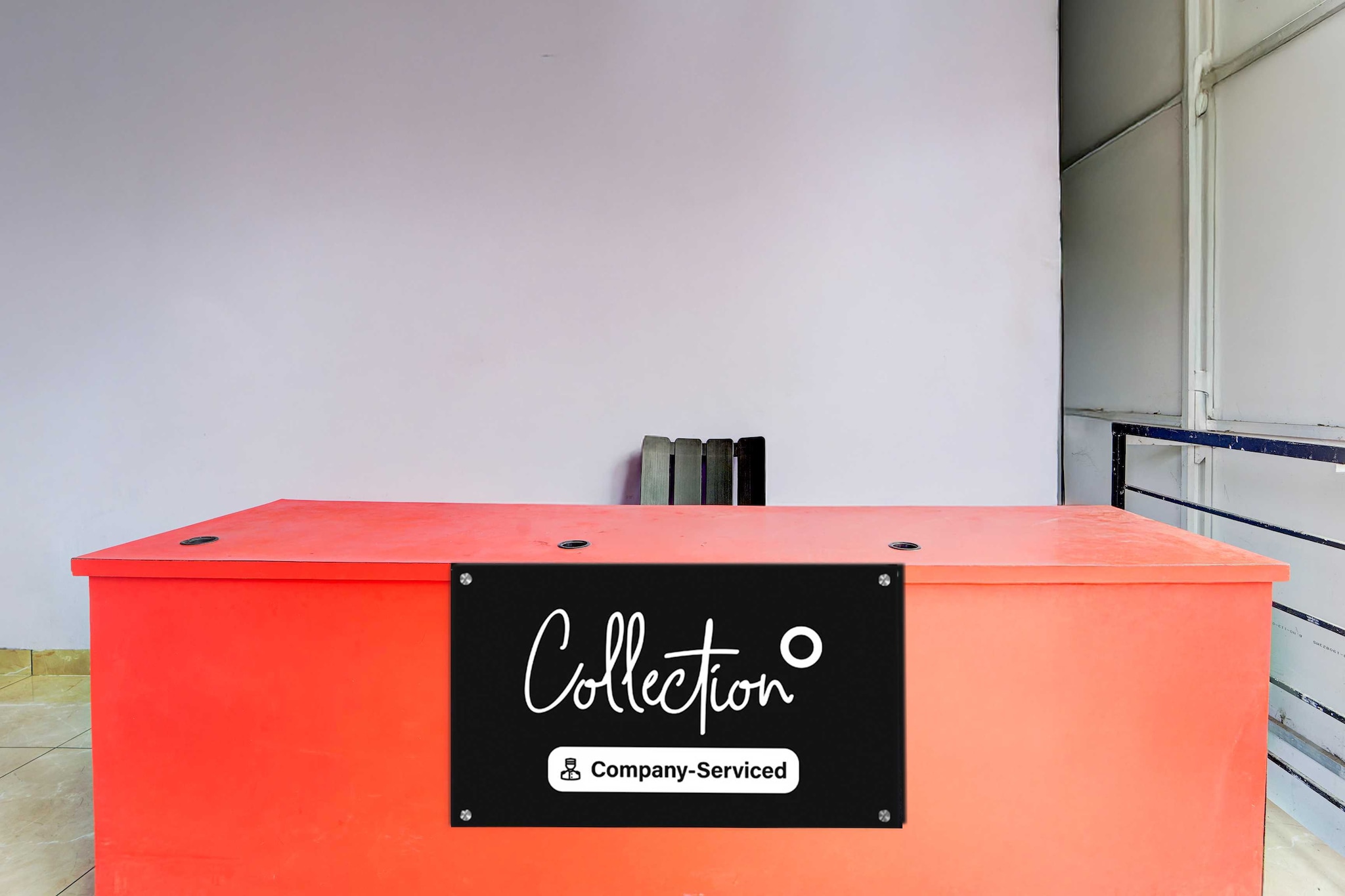 Ground floor: (bedroom(double bed, TV, seating area, air conditioning, telephone), bathroom(bathtub or shower, shower, washbasin, toilet, Towels incl., shampoo, body soap, hot water), Parking)