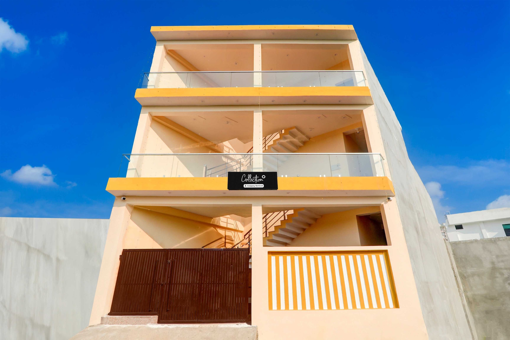 Collection O Arjun Ganj