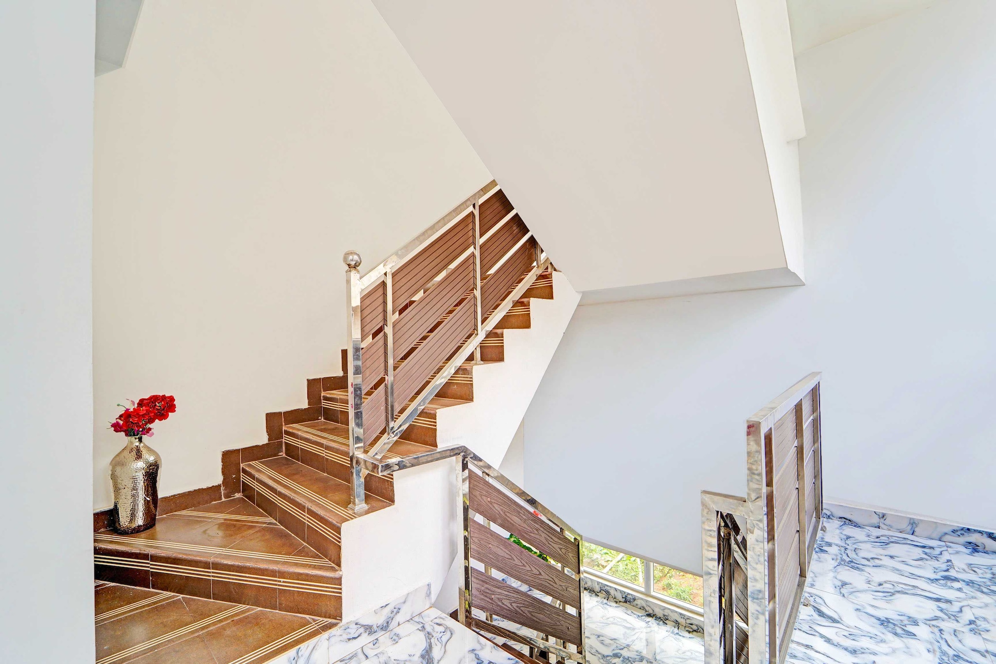 Collection O Vijaynagar Road