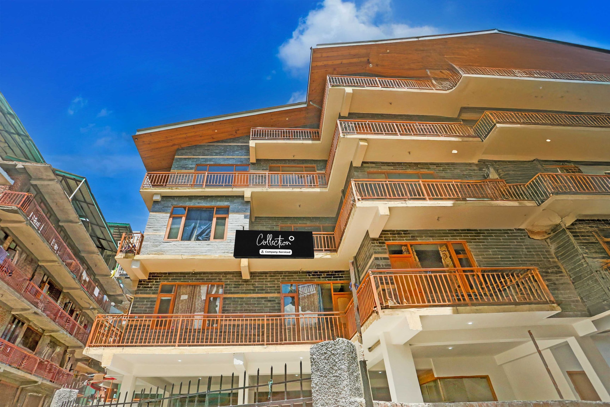 Collection O Model Town Road