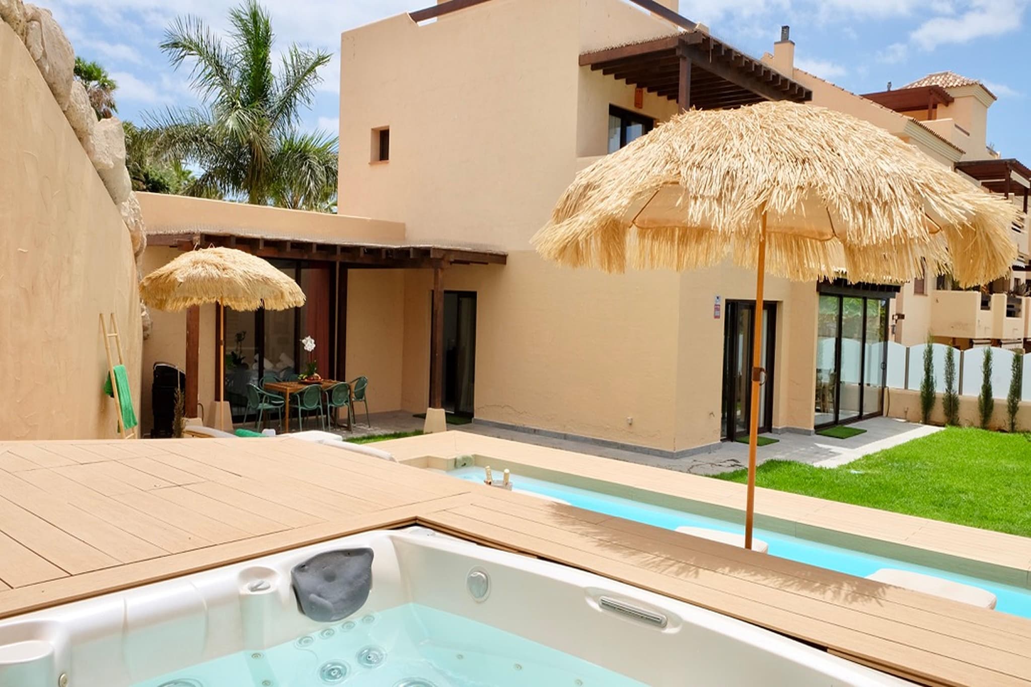 Casa Amarilla Golf-Buitenkant zomer