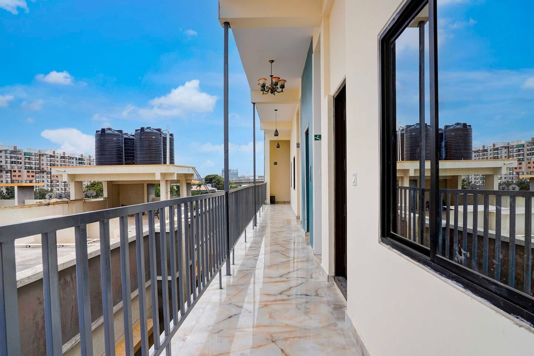 Collection O Hosur Road PES University