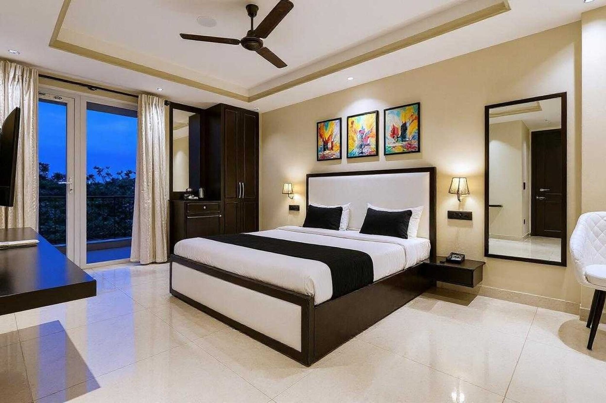 Collection O Udyog Vihar