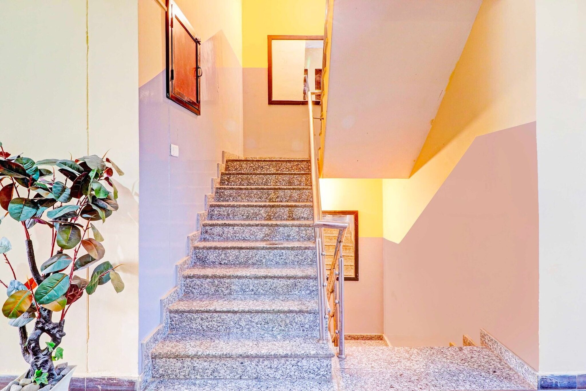 Collection O Vidhan Sabha Chowk