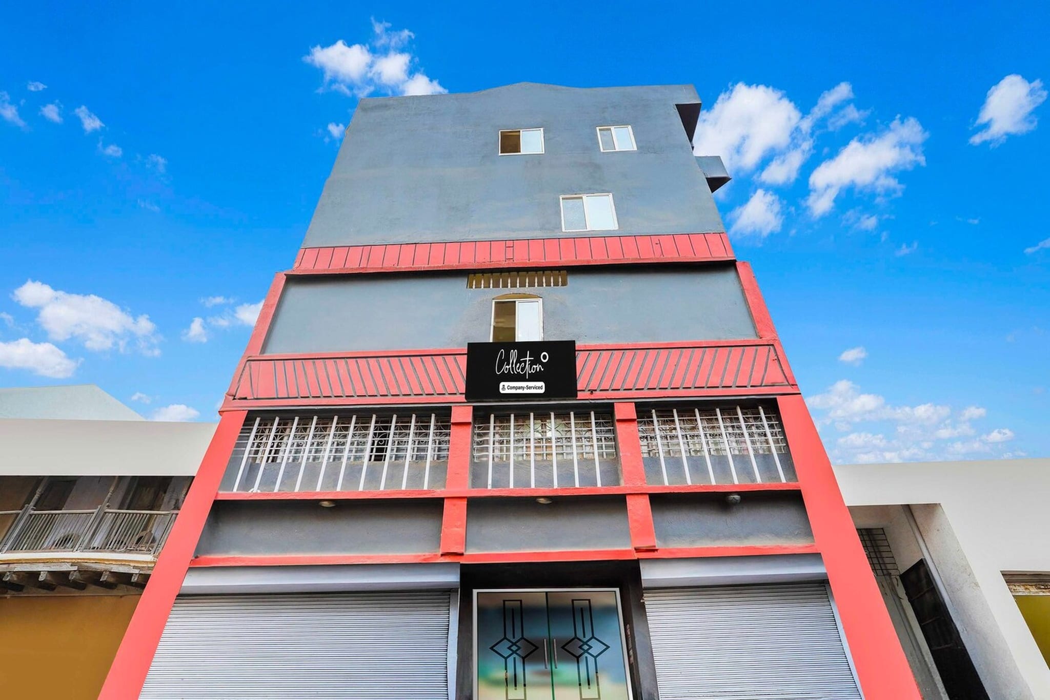 Collection O Upper Bazar