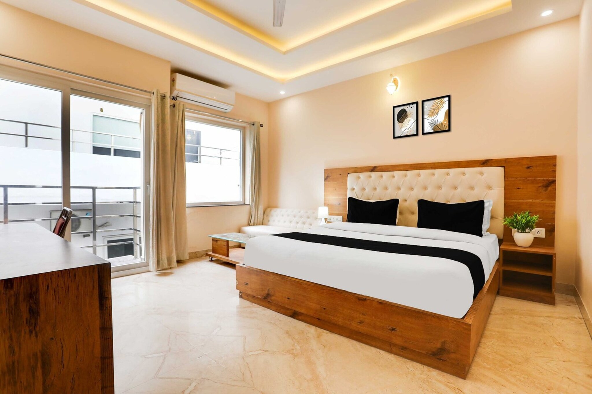 Located within 29 km of Mansa Devi Temple and 90 metres of Himalayan Yog Ashram, Townhouse Ganges River View provides rooms with air conditioning and a private bathroom in Rishīkesh. This 4-star hotel offers room service, a 24-hour front desk and free WiFi. The hotel features family rooms.
All units at the hotel are equipped with a seating area, a flat-screen TV with satellite channels and a private bathroom with free toiletries and a bath or shower. All guest rooms include a desk.
A continental breakfast is available at Townhouse Ganges River View.
Popular points of interest near the accommodation include Patanjali International Yoga Foundation, Laxman Jhula and Ram Jhula. Dehradun Airport is 20 km away.
1. Unmarried couples are warmly welcome at this property.
2. Guests with local ID proof are warmly welcome.
3.Early Check-In Policy: A full day’s room rate will be charged for check-ins before 6:00 AM. Complimentary early check-in is available between 6:00 AM and 10:00 AM, subject to room availability.
4.Foreign guests are welcome and allowed to stay at this property without any restrictions
Check-in is only available to guests aged 18 and above. Please provide a government-issued ID to confirm your age.