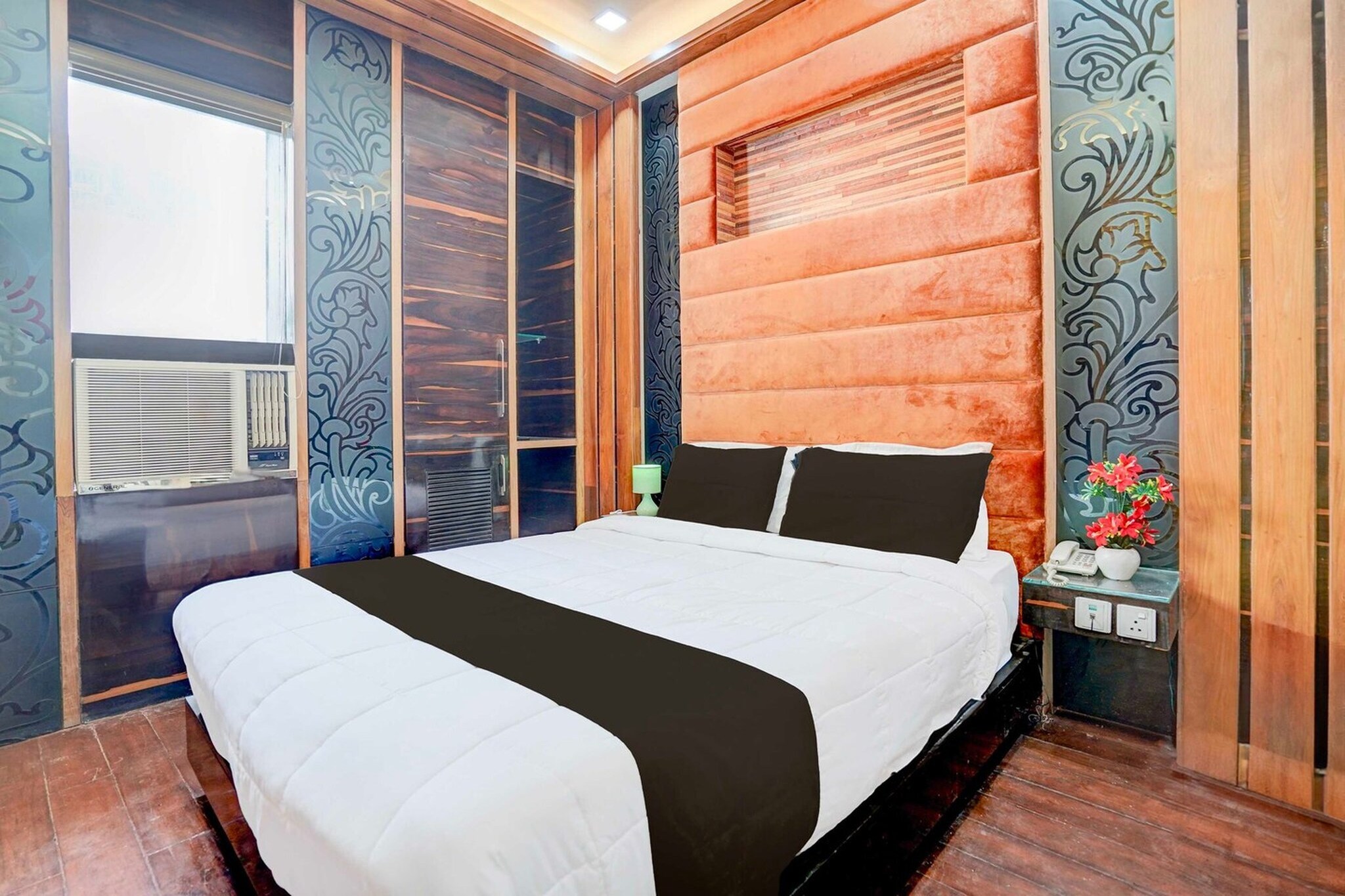 Townhouse Oak Swaroop Nagar