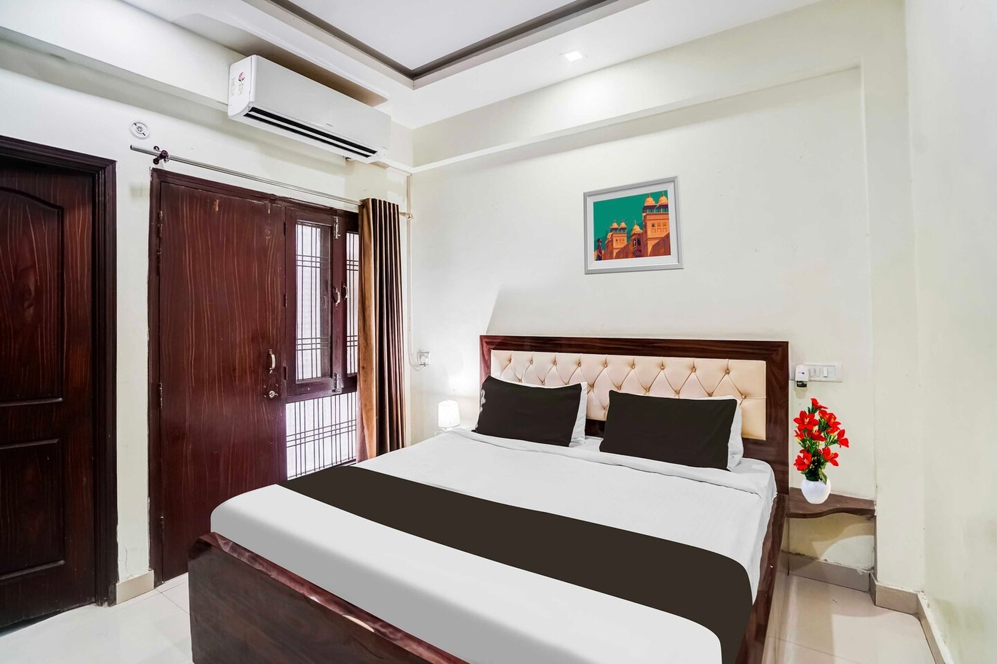 Situated within 15 km of Lucknow University and 11 km of Lucknow Junction Railway Station, Collection O SGPGI features rooms with air conditioning and a private bathroom in Lucknow. This 3-star hotel offers room service, a 24-hour front desk and free WiFi. The hotel has family rooms.

All rooms at the hotel are fitted with a seating area, a flat-screen TV with satellite channels and a private bathroom with free toiletries and a bath or shower. Guest rooms have a desk.

KD Singh Stadium is 13 km from Collection O SGPGI, while Ambedkar Park is 15 km from the property. Chaudhary Charan Singh International Airport is 5 km away. 

Unmarried couples are warmly welcome at this property.
Guests with local ID proof are warmly welcome.
Apologies, but we are currently unable to host foreign nationals at this property.
Early Check-In Policy: A full dayâ€™s room rate will be charged for check-ins before 6:00 AM. Complimentary early check-in is available between 6:00 AM and 10:00 AM, subject to room availability.
Check-in is only available to guests aged 18 and above. Please provide a government-issued ID to confirmÂ yourÂ age.