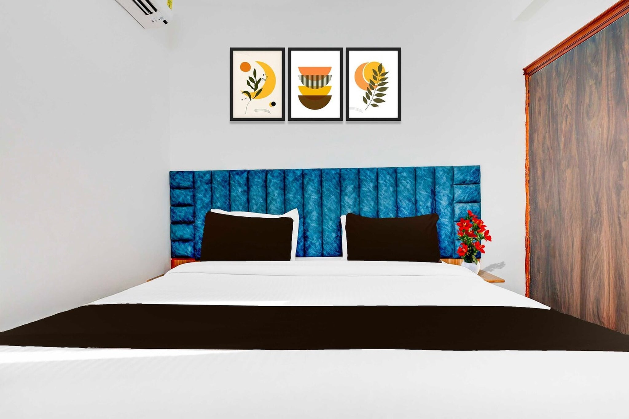 Located within 18 km of WorldMark Gurgaon and 22 km of MG Road, Collection O Sector 1 Manesar provides rooms with air conditioning and a private bathroom in Gurgaon. This 3-star hotel offers room service, a 24-hour front desk and free WiFi. The hotel features family rooms.

All units at the hotel are equipped with a seating area, a flat-screen TV with satellite channels and a private bathroom with free toiletries and a bath or shower. The units include a desk.

Qutub Minar is 40 km from Collection O Sector 1 Manesar, while Rashtrapati Bhavan is 42 km away. Delhi International Airport is 31 km from the property. 

Unmarried couples are warmly welcome at this property.
Guests with local ID proof are warmly welcome.
Apologies, but we are currently unable to host foreign nationals at this property.
Early Check-In Policy: A full dayâ€™s room rate will be charged for check-ins before 6:00 AM. Complimentary early check-in is available between 6:00 AM and 10:00 AM, subject to room availability.

Check-in is only available to guests aged 18 and above. Please provide a government-issued ID to confirmÂ yourÂ age.