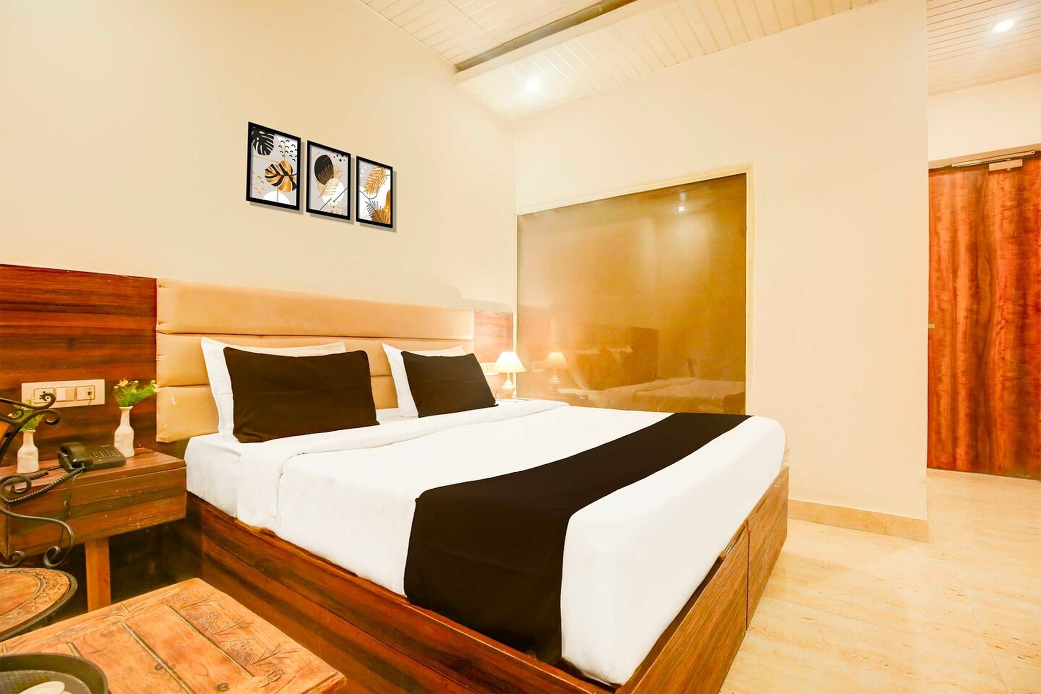 Collection O Chandigarh Road Royal Woods