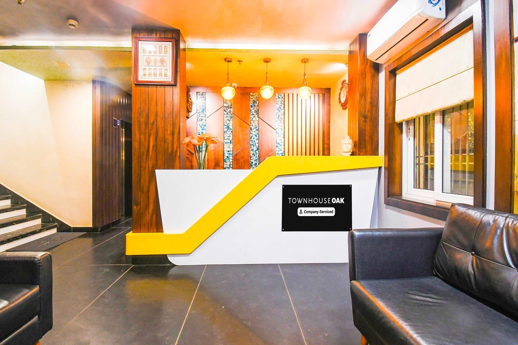 Ground floor: (bedroom(double bed, TV, seating area, air conditioning, telephone), bathroom(bathtub or shower, shower, washbasin, toilet, Towels incl., shampoo, body soap, hot water))