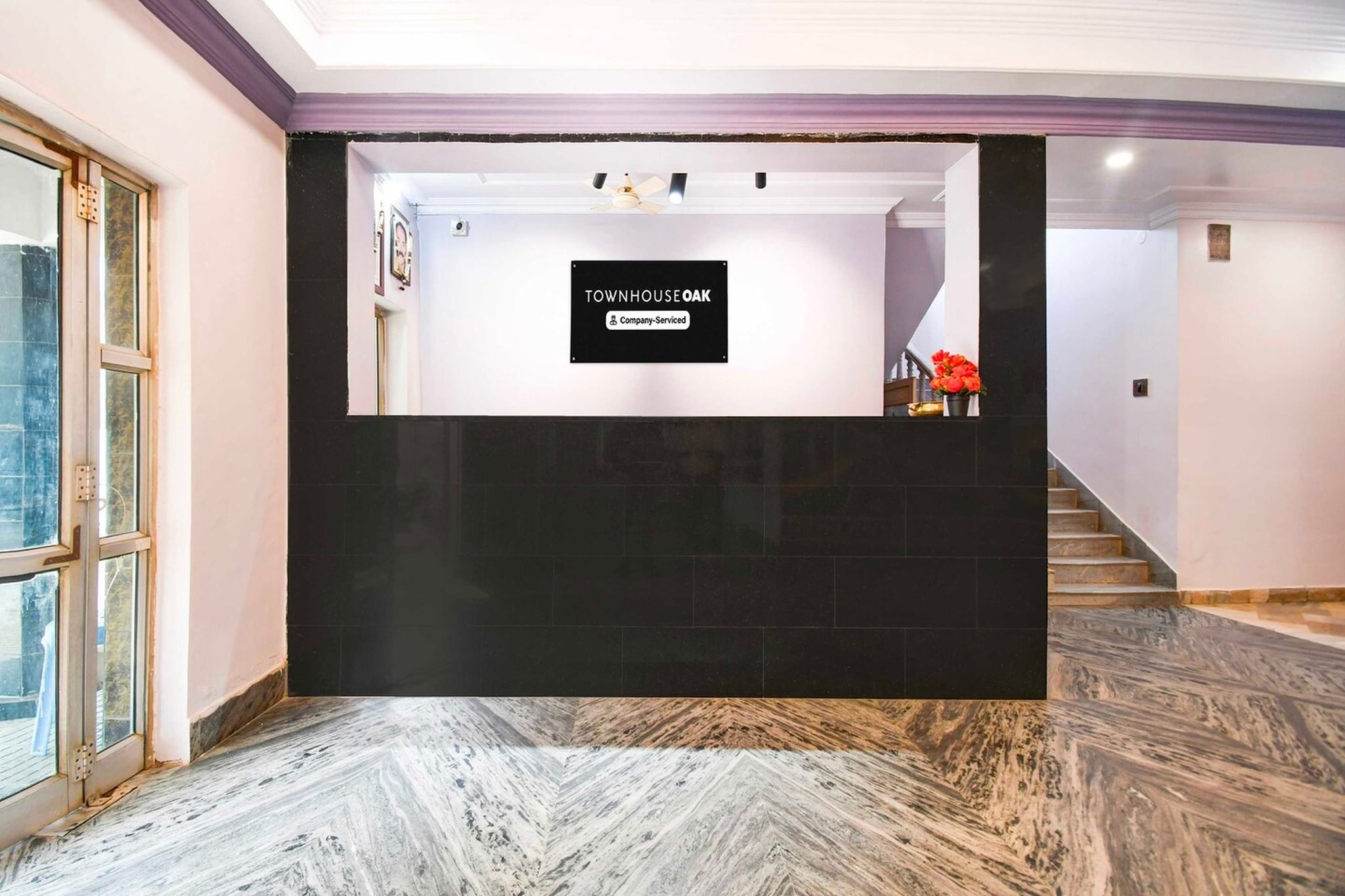 Ground floor: (bedroom(double bed, TV, seating area, air conditioning, telephone), bathroom(bathtub or shower, shower, washbasin, toilet, Towels incl., shampoo, body soap, hot water))