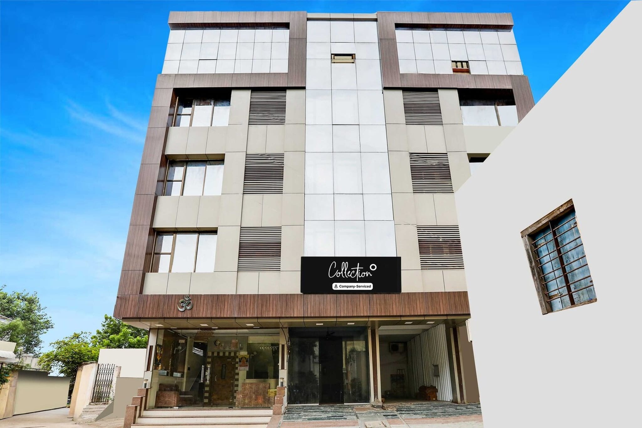 Collection O Palkhi Road