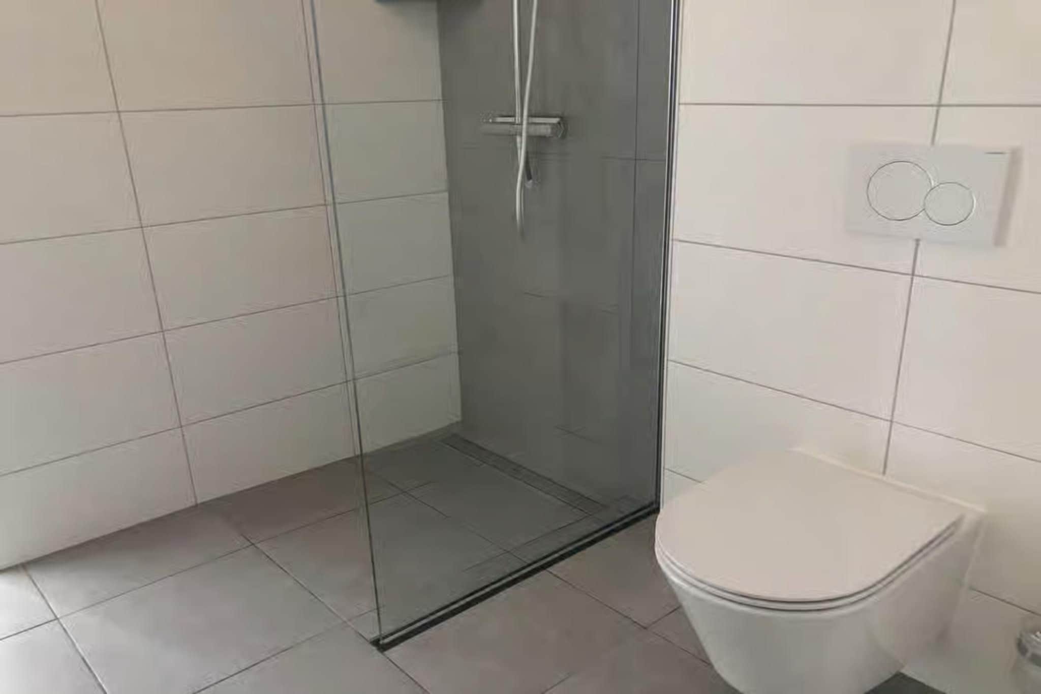 Plein 40 Lodge 8-Badkamer