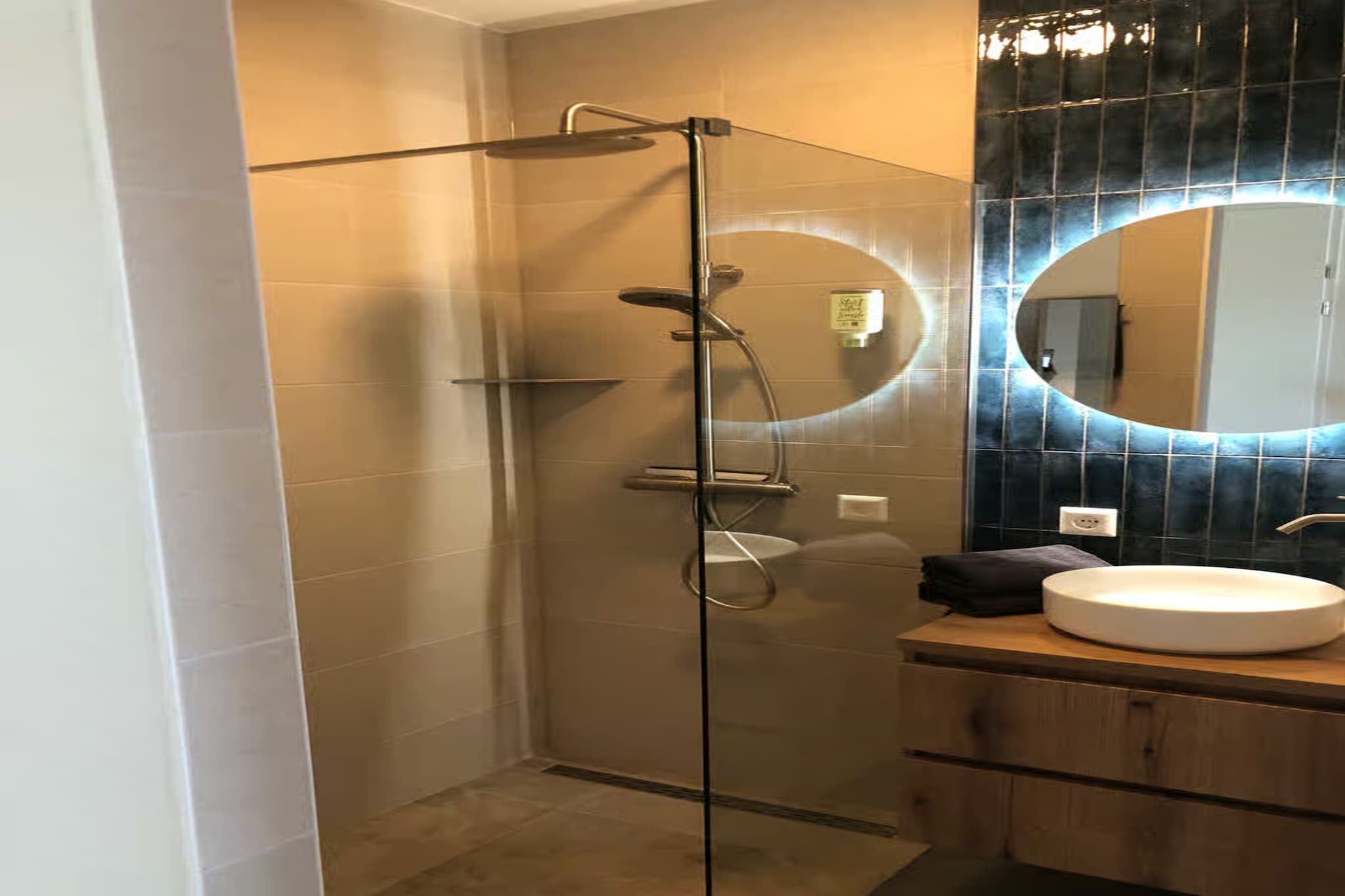 Plein 40 Lodge 11 - New-Badkamer