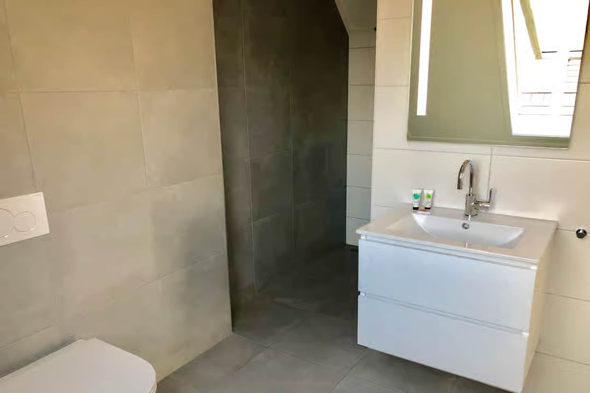 Plein 40 Lodge 20-Badezimmer