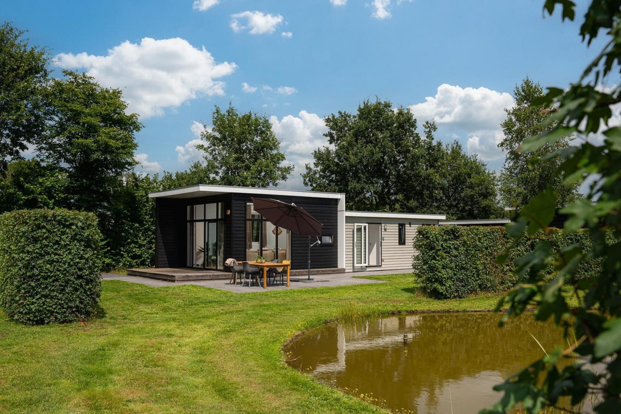 Forest doglodge with hot tub | 4 people - Buitenkant zomer