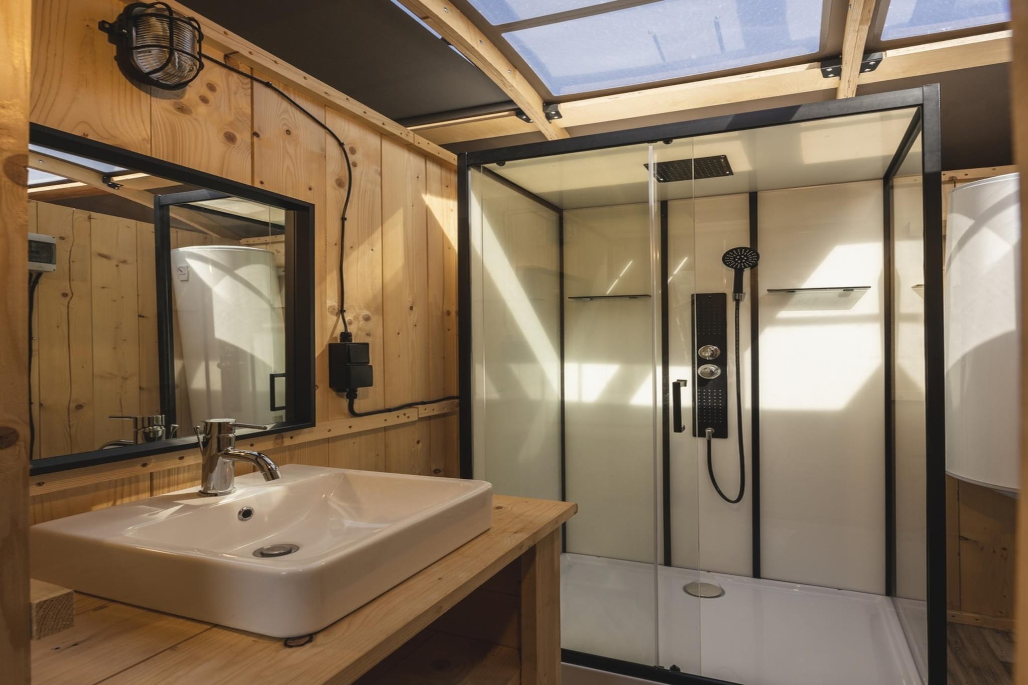Riverdome with private bathroom and hot tub | 4 persons - Salle de bain