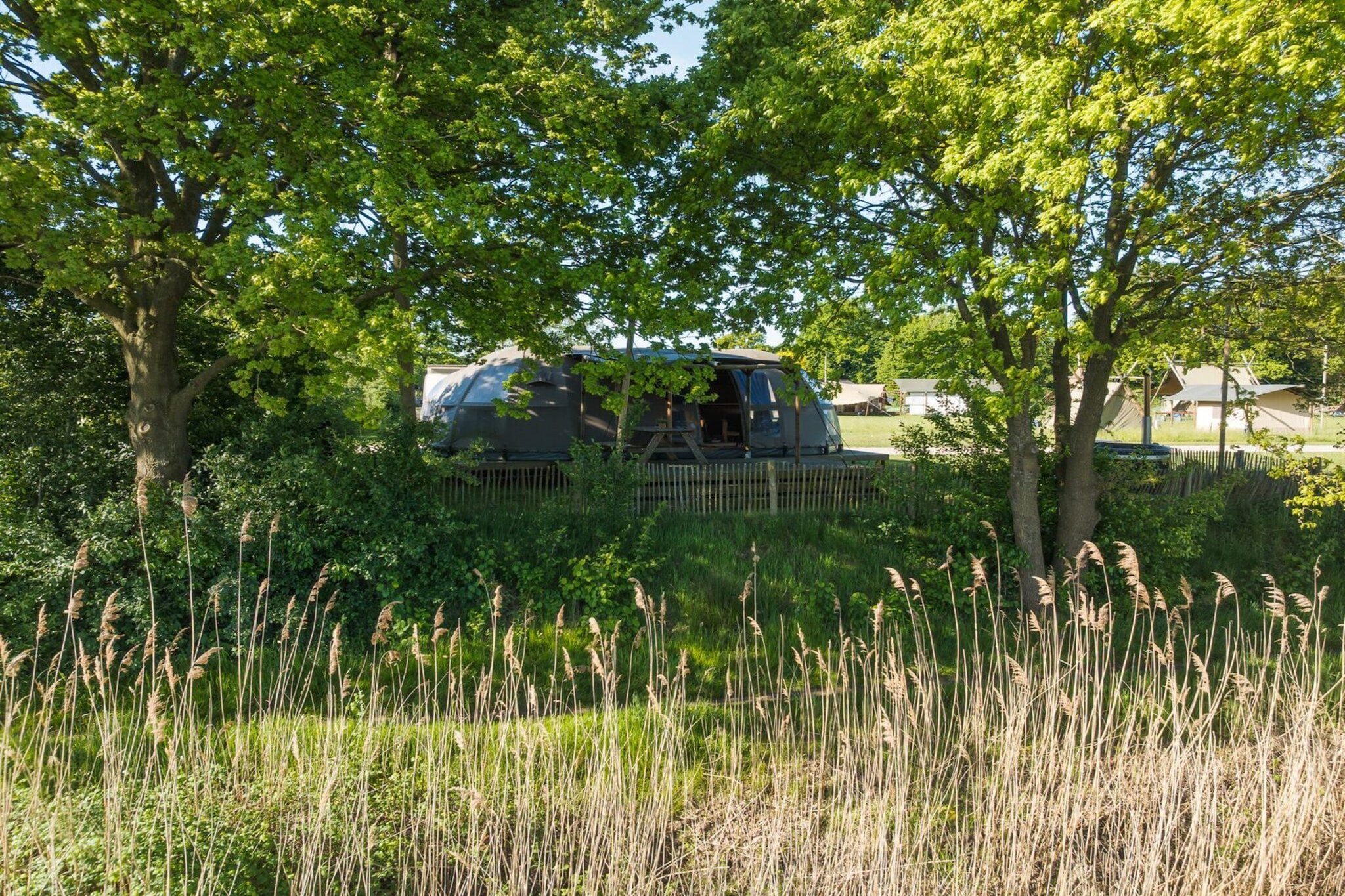 Riverdome with private bathroom and hot tub | 4 persons - Zones été à 1 km