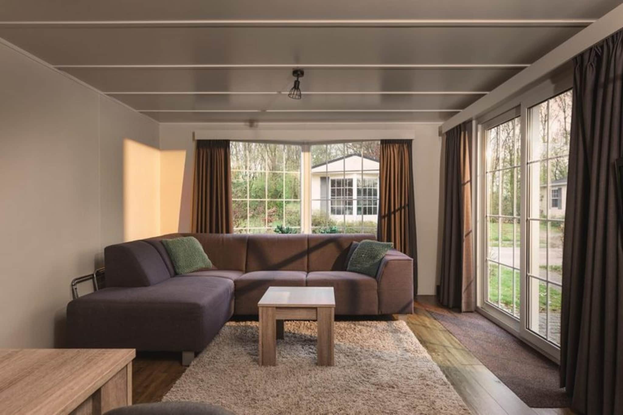 Bungalow near the river I 4 persons