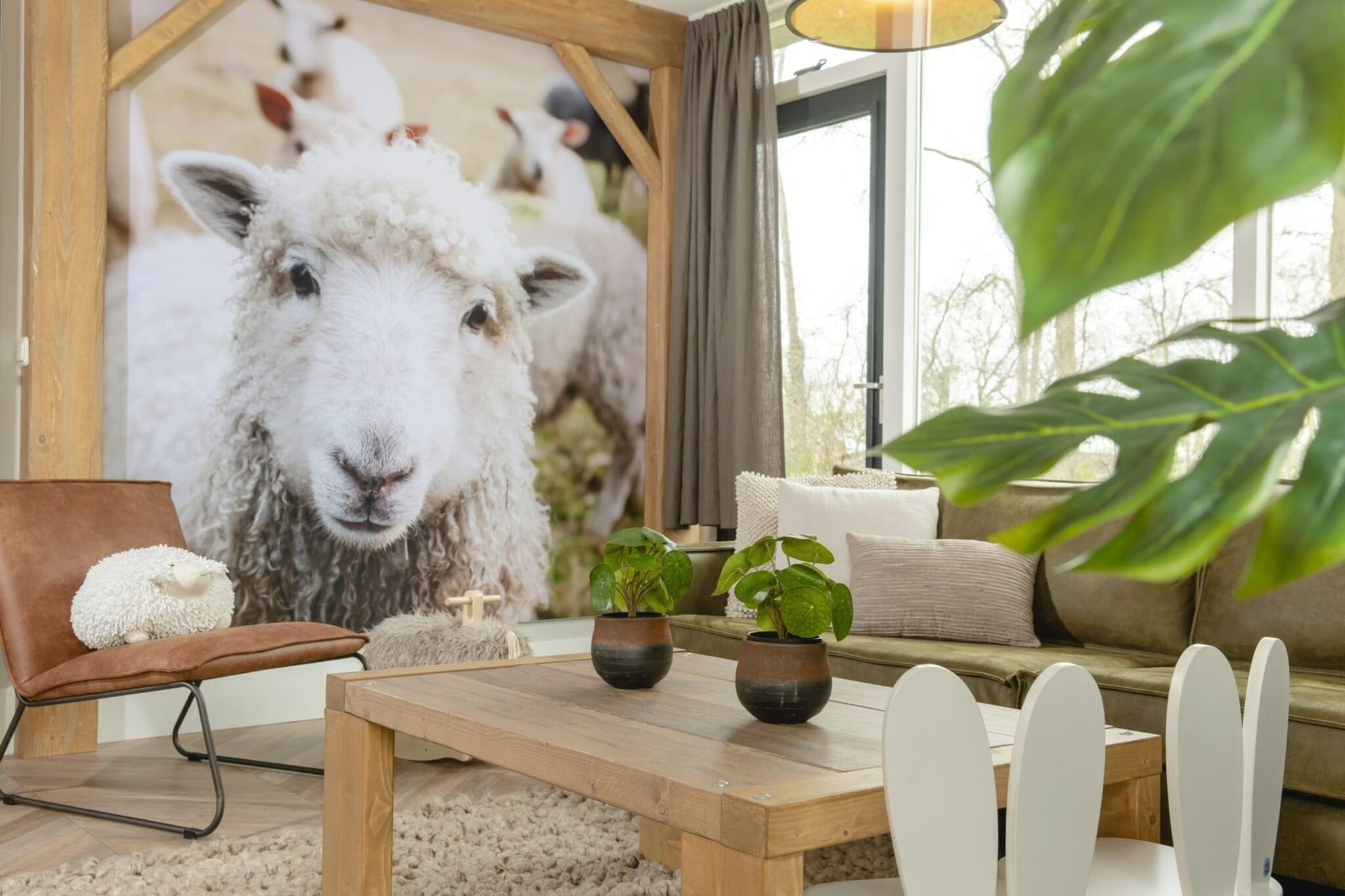 Children's bungalow farmhouse with sauna & bubble tub I sleeps 6 - Woonkamer