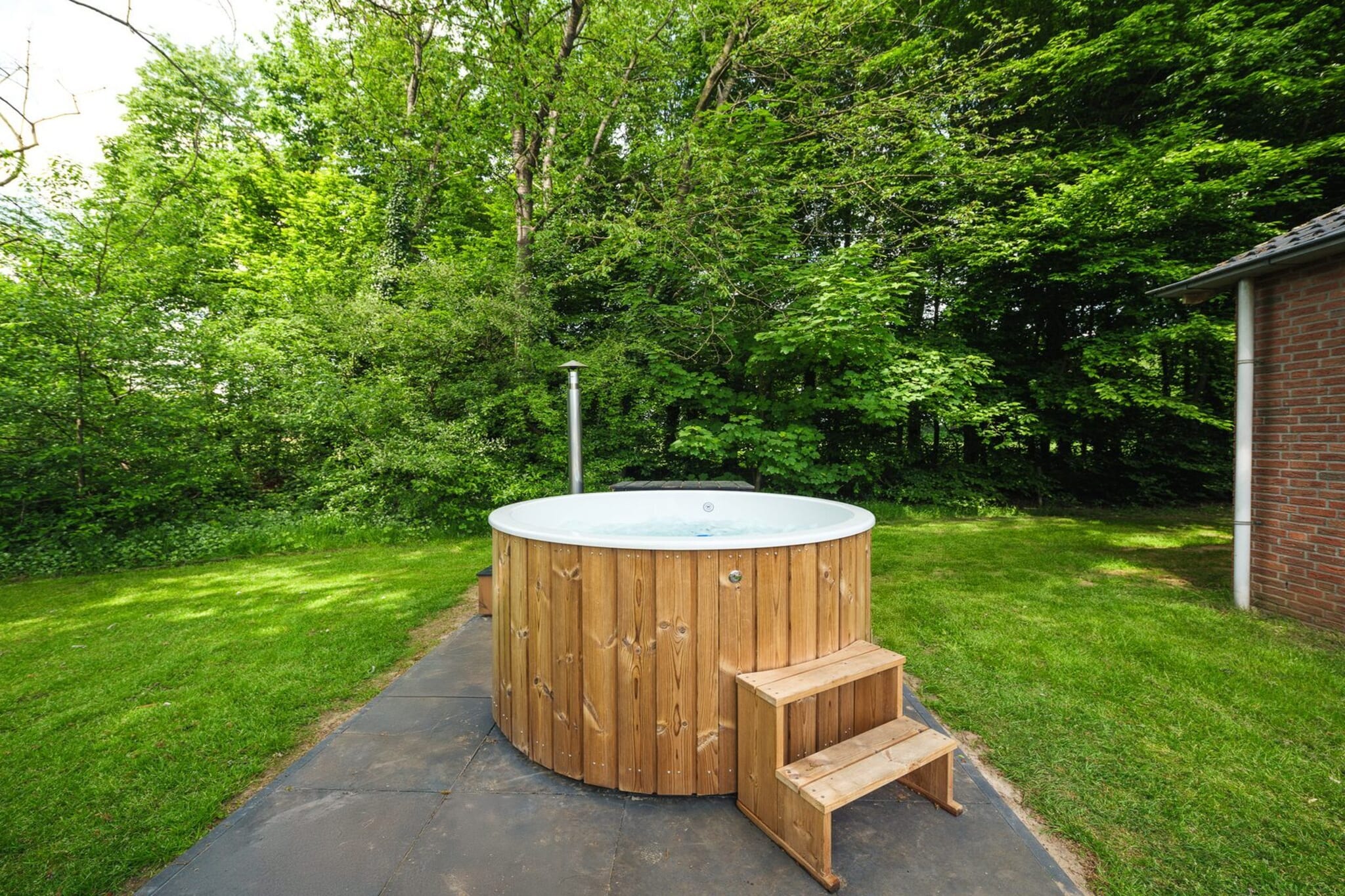 Children's bungalow with bubble tub I 6 persons - Wellness