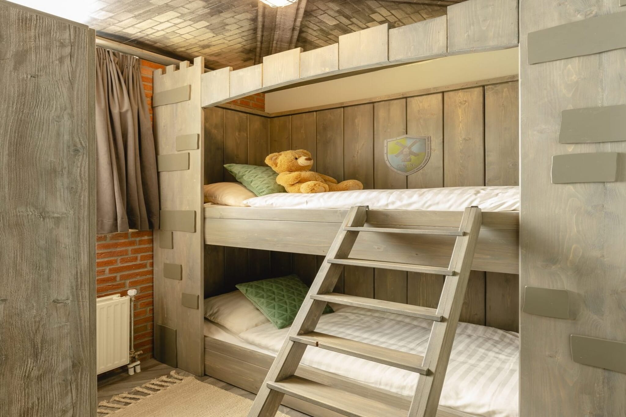 Children's bungalow with bubble tub I 6 persons