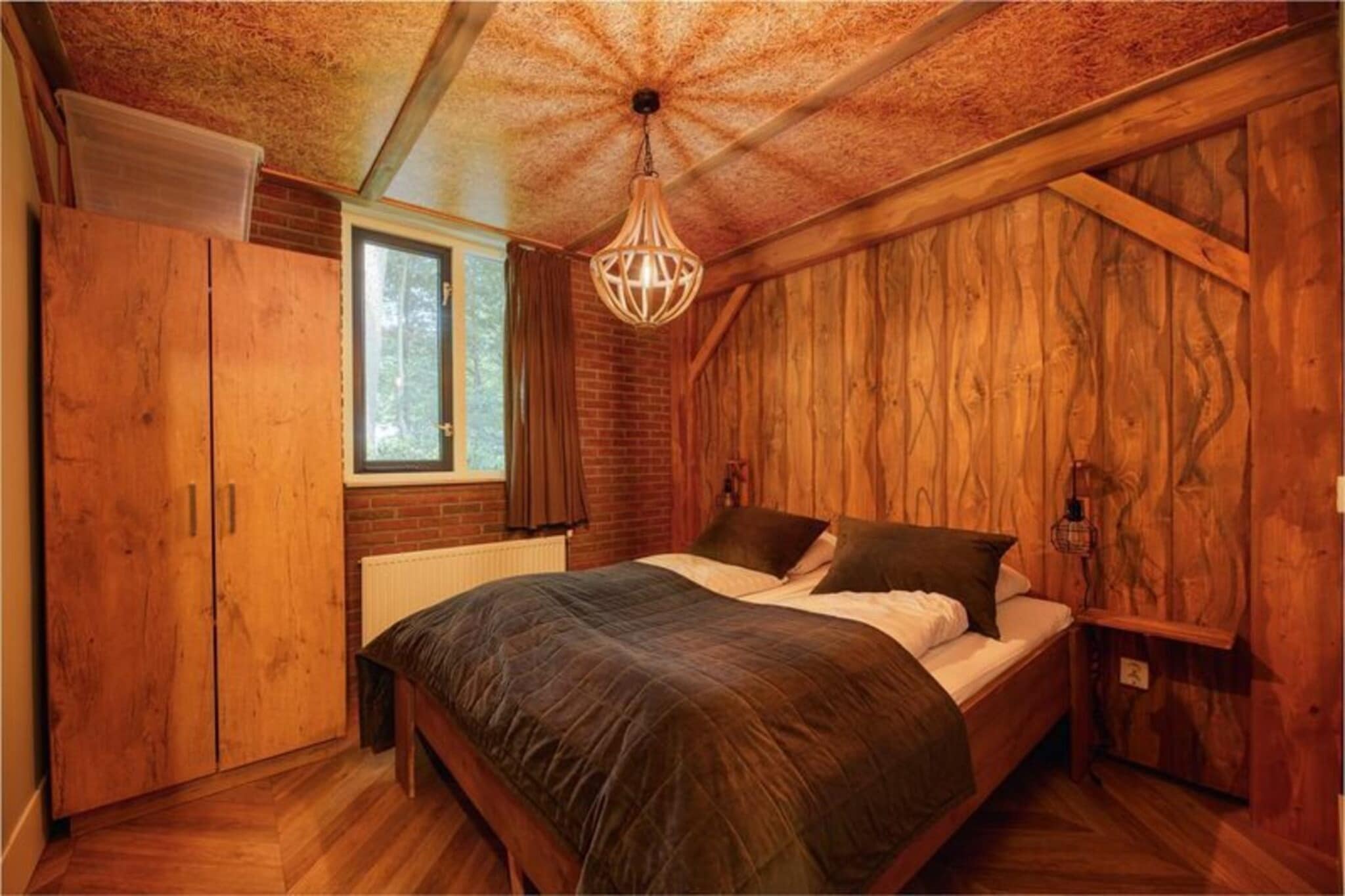 Custom children's bungalow 'Farm' with hot bubble tub | 8 people - Slaapkamer