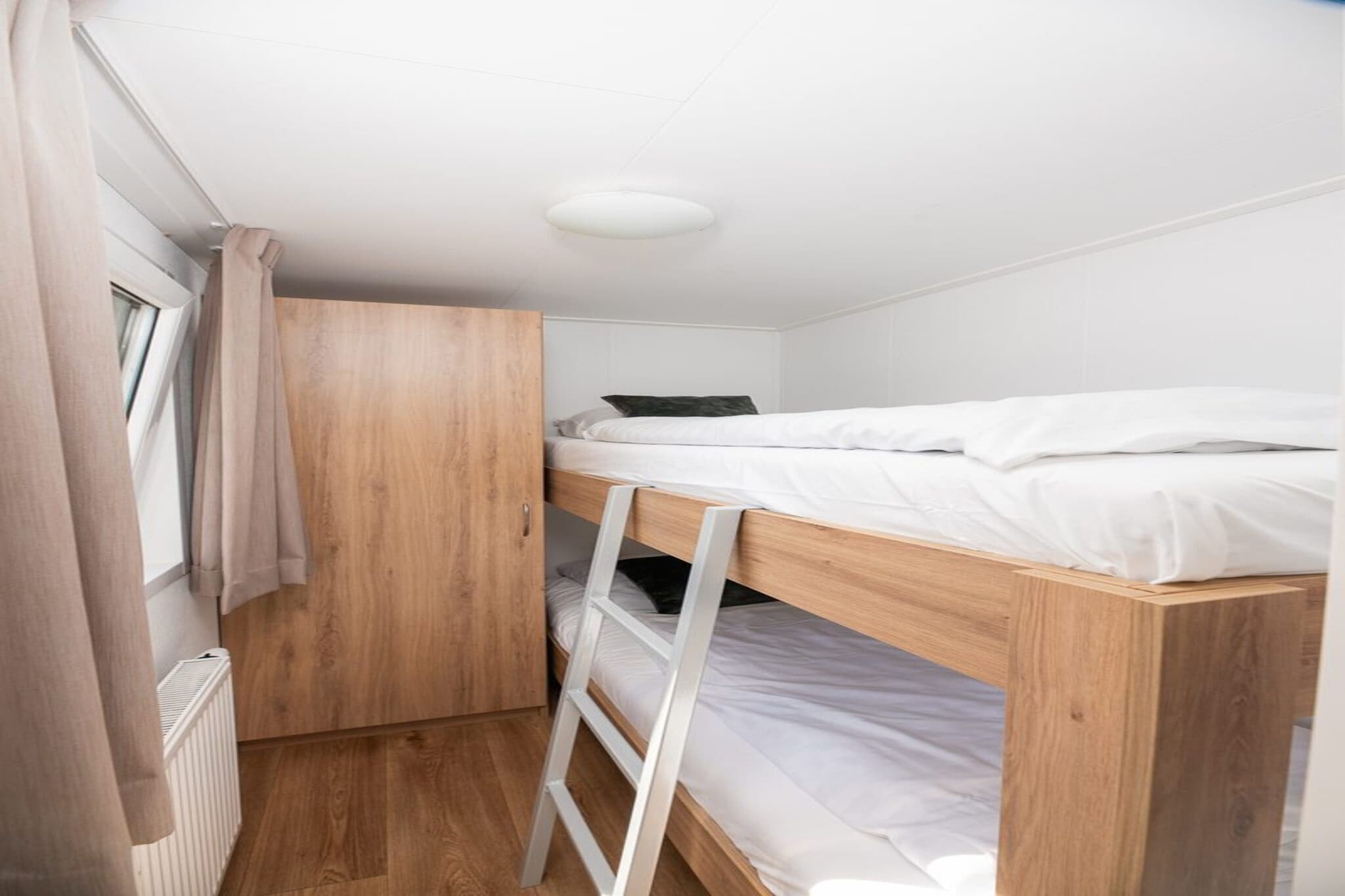 River Cabin with bubbeltub | 6 people - Slaapkamer
