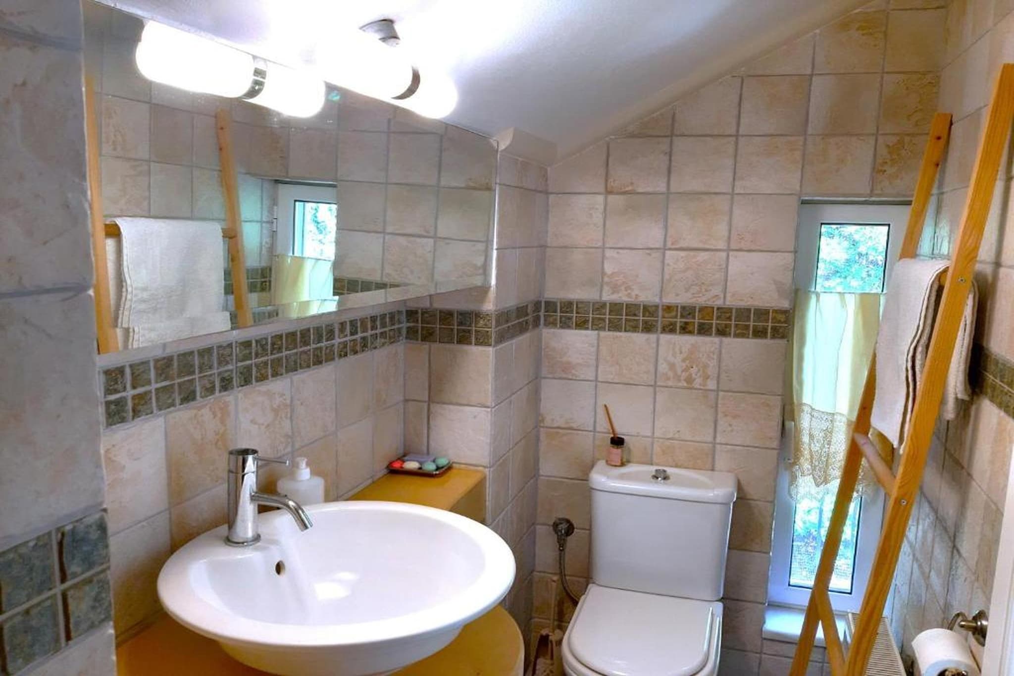 Beachfront Skaloma Villa-Badkamer